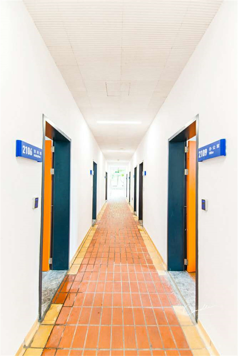 二維碼讀卡器在浙江萬(wàn)里的應(yīng)用