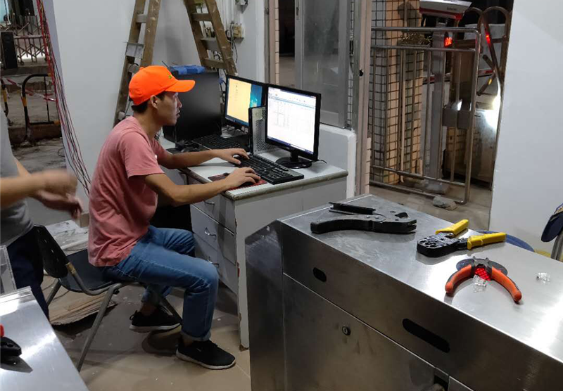 二維碼門禁調試