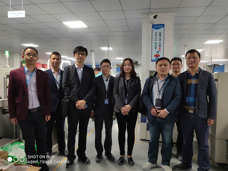 樂成置業與塞伯羅斯合影 樂成置業與塞伯羅斯合影