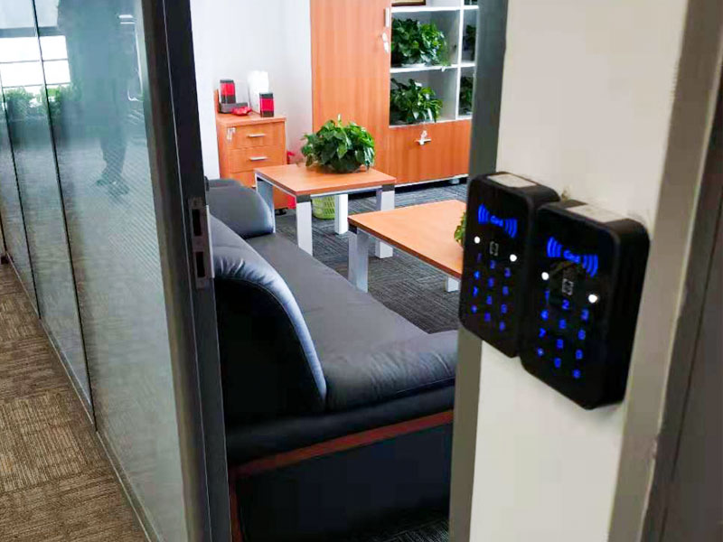 二維碼門禁產品案例圖一